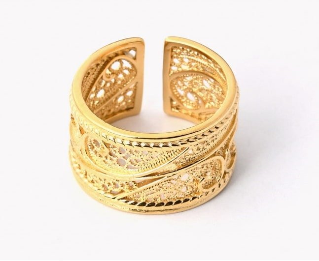 Bague-Reglable-Arabesque-Doree-en-Acier-Inoxydable